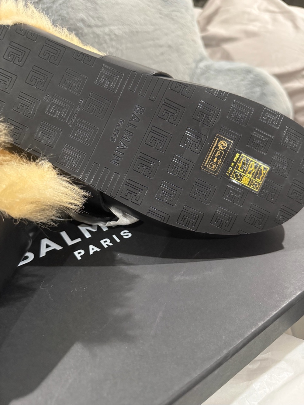Balmain Black Leather Mules with Yellow Fur and Gold Buckle - Picture 7 of 7